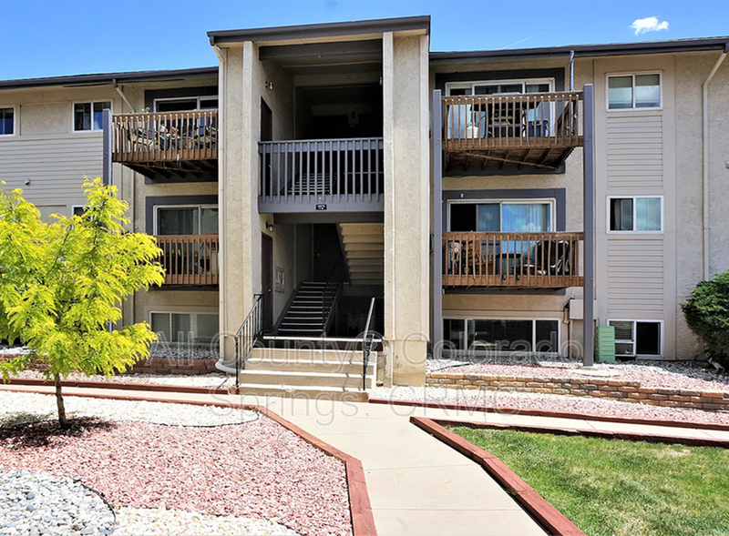 Colorado Springs Condo: 5030 El Camino Drive