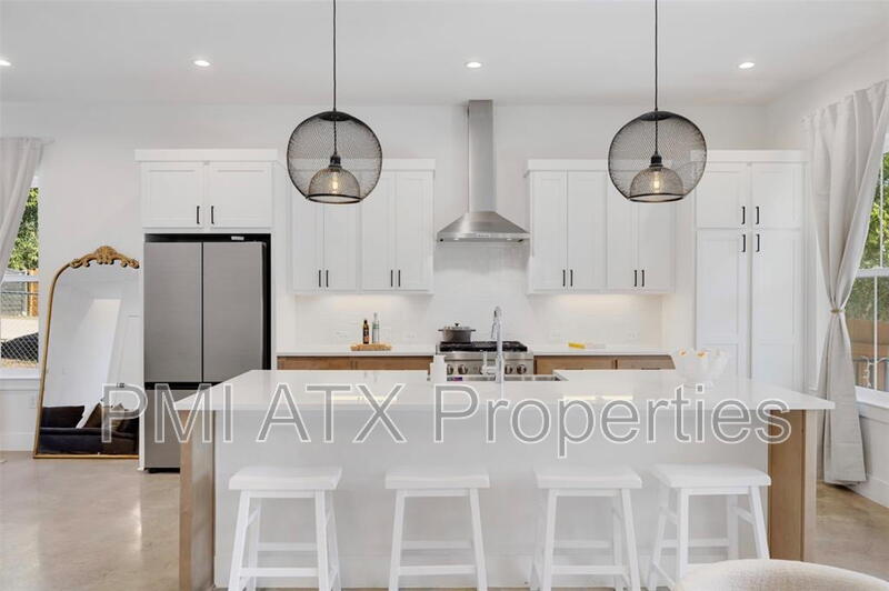 Austin House: 5007 Lott Avenue 1