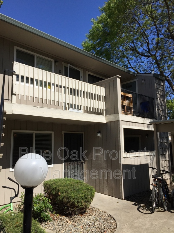 Chico House: 1412 North Cherry St