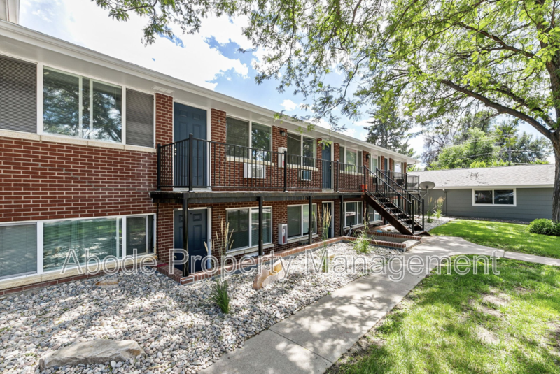 Loveland House: 480 West 10th Street