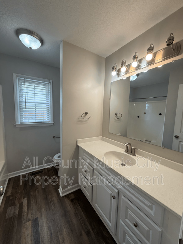 Main Rental Photo 8