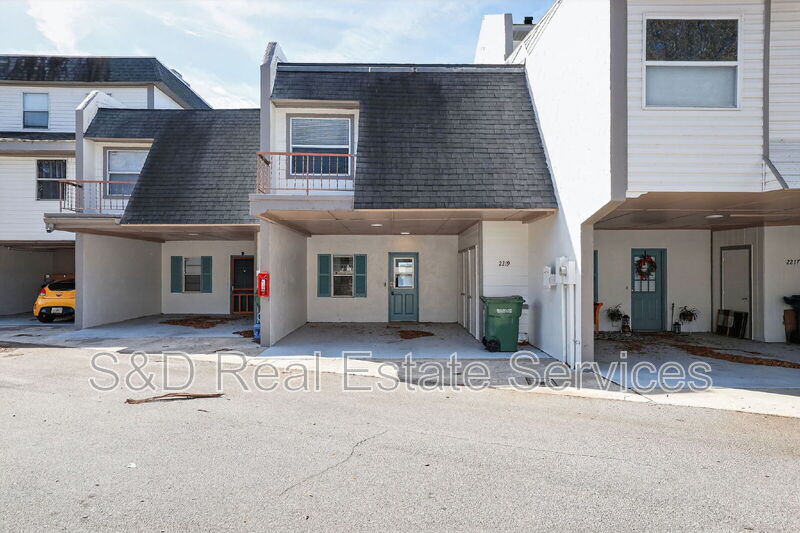 Winter Haven Condo: 2219 9th St. SE