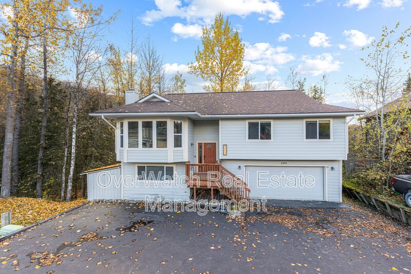 Eagle River House: 8952 W Parkview Terrace Loop