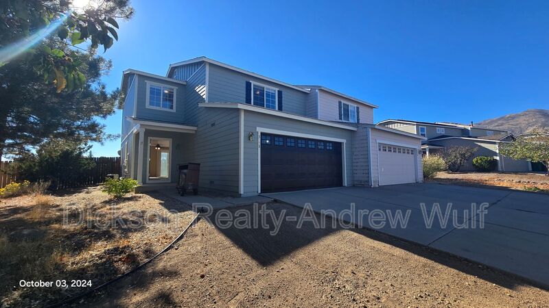 Reno House: 8778 Sunset Breeze Drive