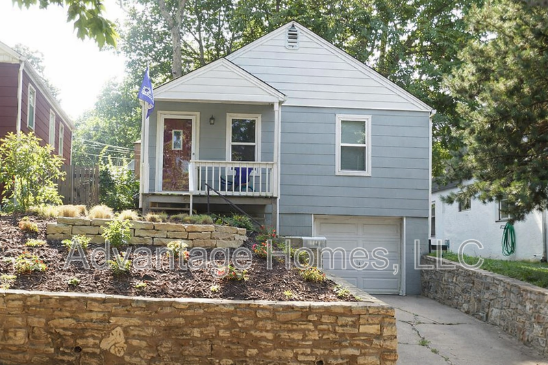 Kansas City House: 4504 Terrace