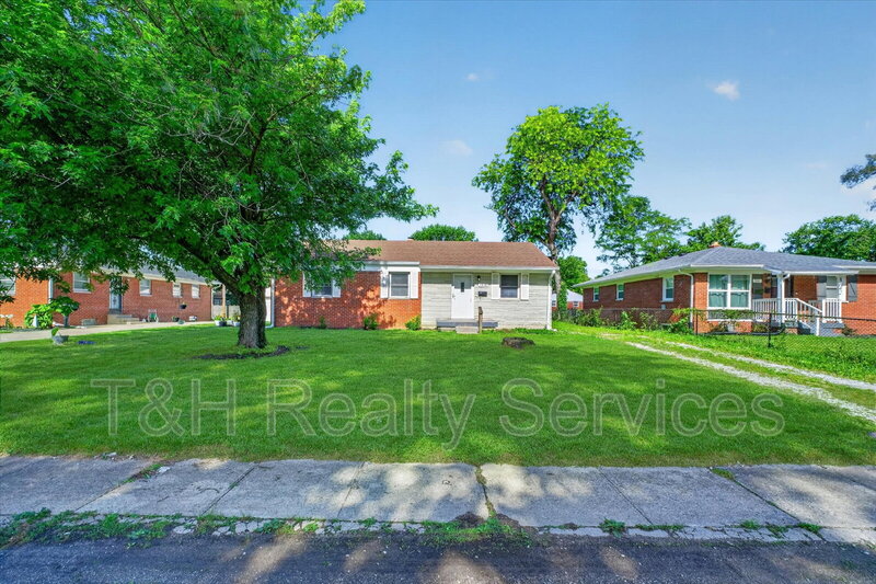 Indianapolis House: 3836 Priscilla Avenue