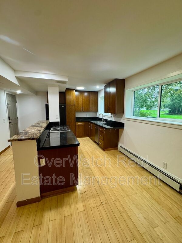Anchorage Condo: 3011 Lois Drive