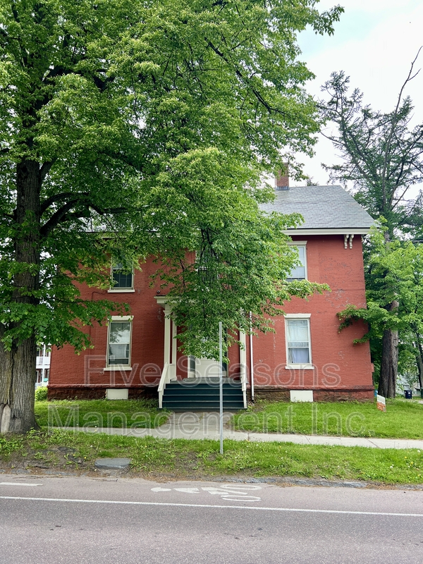 Burlington Condo: 71 South Willard Street - 2