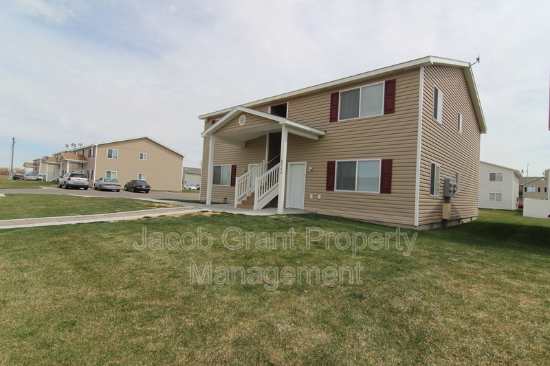 Idaho Falls House: 2541 Pumice Dr