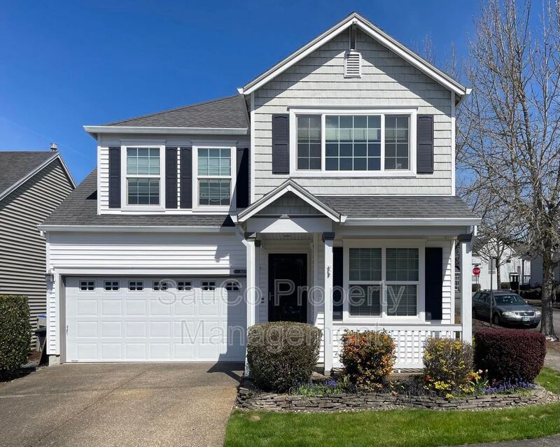 Beaverton House: 16705 Northwest Arizona Drive