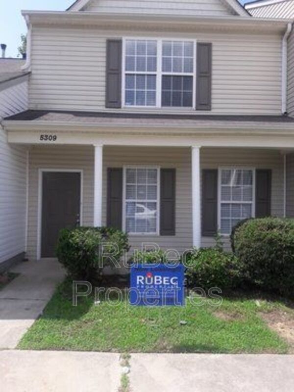 Charlotte Townhome: 5309 Esther Ln