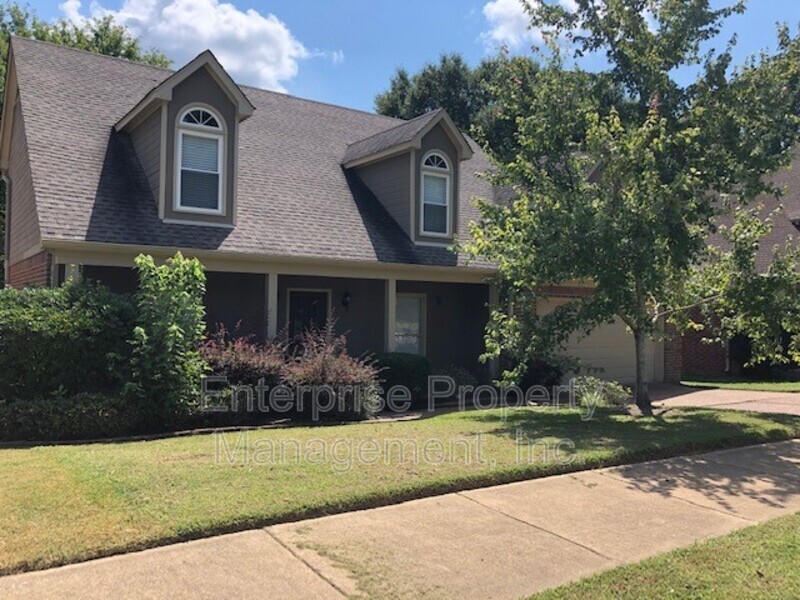 Collierville House: 1318 Squire Dudney Dr.