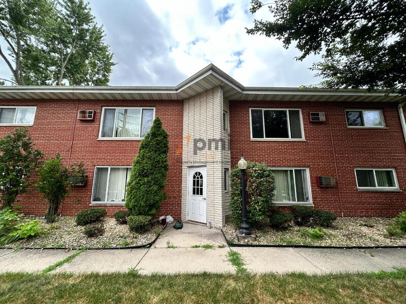 Crown Point Condo: 105 Harrington Ave