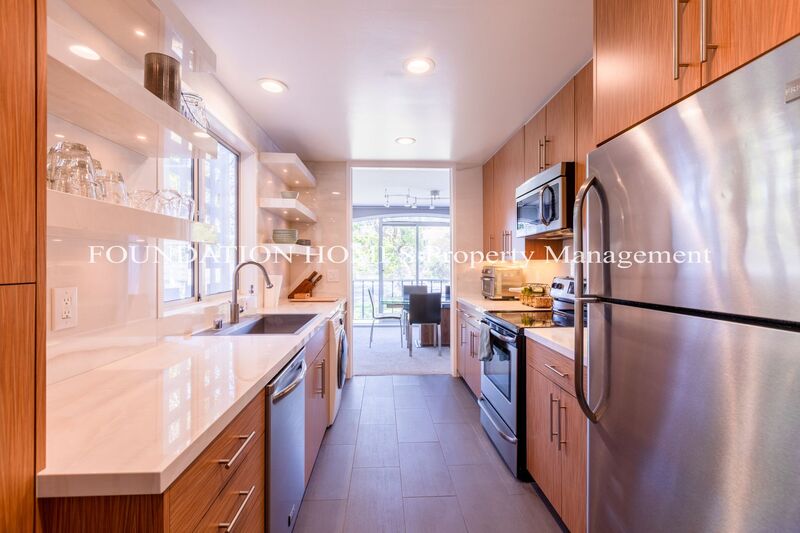 Mill Valley House: 1106 Shelter Bay Avenue