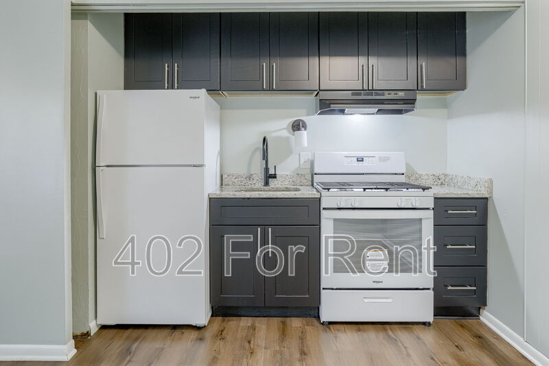 Omaha Condo: 1015 North 47th Avenue - 4