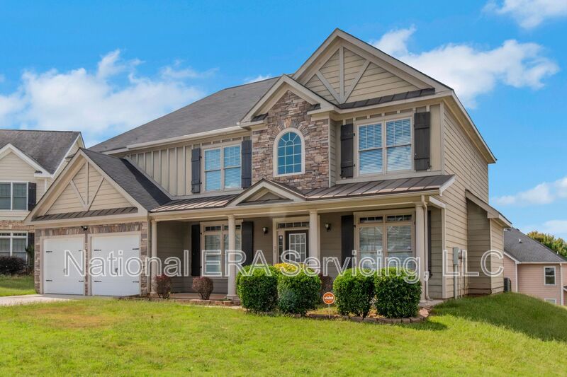 Covington House: 50 Trinity Ln