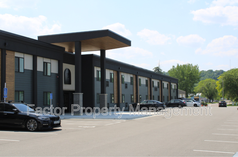 North Mankato Condo: 1111 Range St.