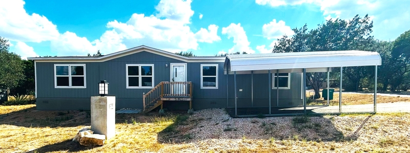 Horseshoe Bay House: 201 18th Street