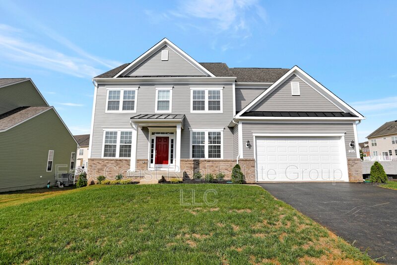 Martinsburg House: 204 W Station Terrace