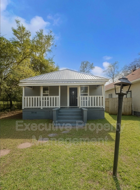 Birmingham House: 719 Washington Avenue