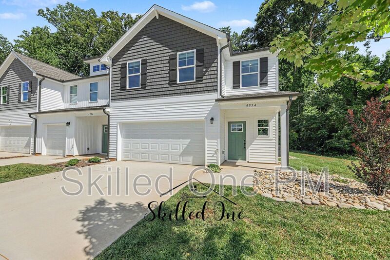 Greensboro Townhome: 4954 Cannon Crossing Way