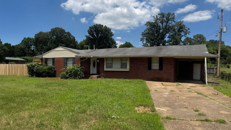 Memphis House: 1814 Marjorie St