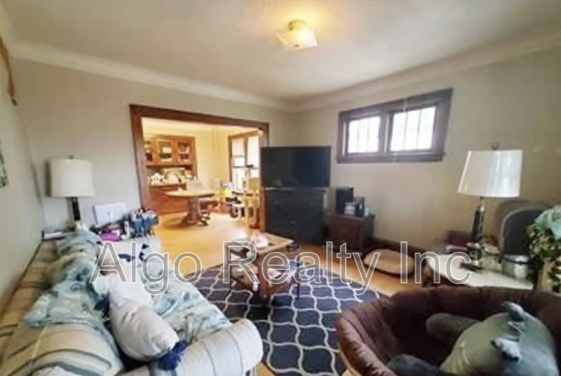 Minneapolis Condo: 3340 Stevens Ave - 4