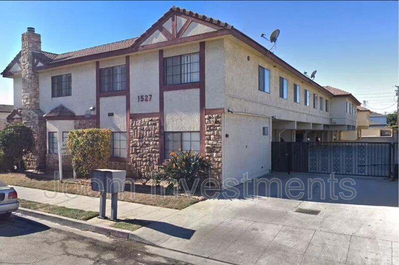 San Gabriel Condo: 1527 Palm Ave