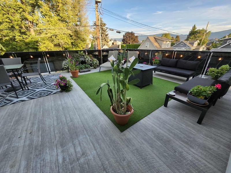 Kelowna Townhome: 2167 Woodlawn Street