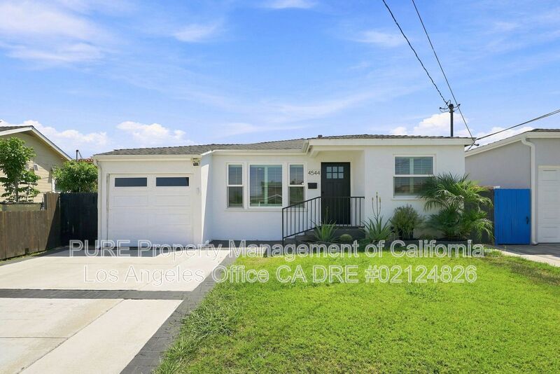Lawndale House: 4544 W 156th St
