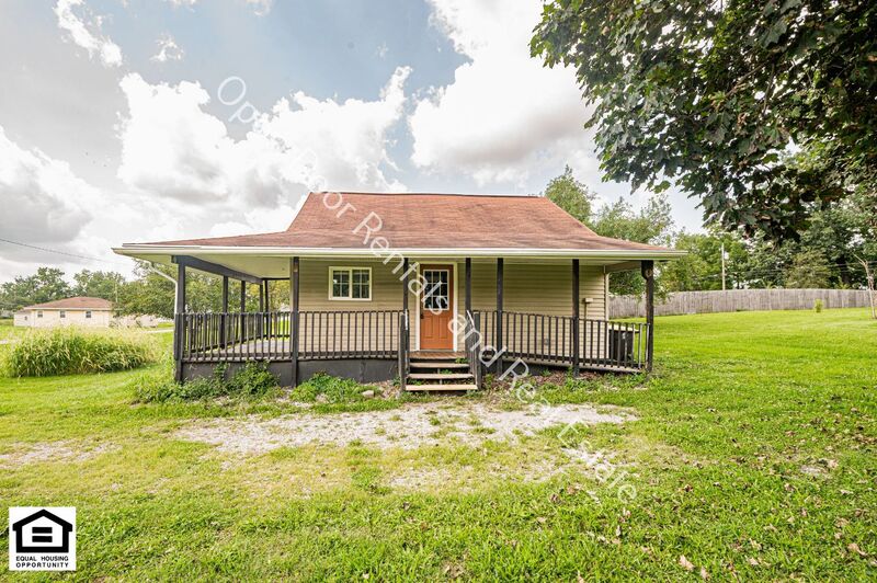 Fort Wayne House: 1418 Sunshine Drive
