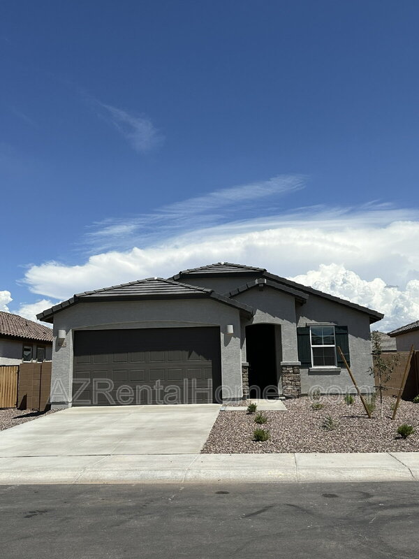 San Tan Valley House: 32303 Tynley Grace Place