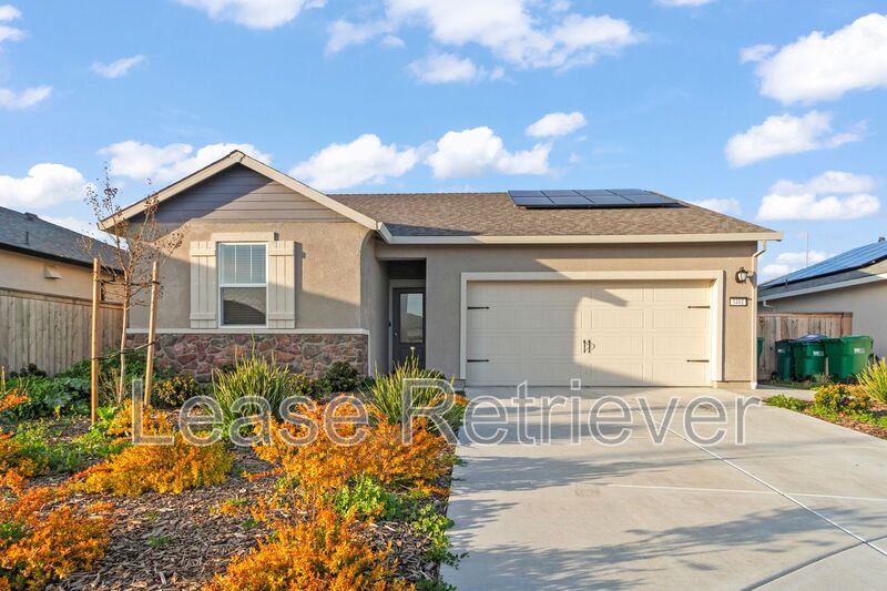 Stockton House: 3461 Sina Ct