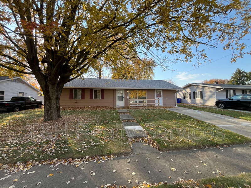 Kokomo House: 1025 North Berkley Road