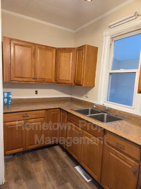 Lebanon House: 309 Mifflin St