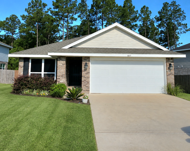 Pensacola House: 6613 Boatswain Road