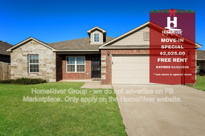 Newcastle House: 2012 Concord Dr