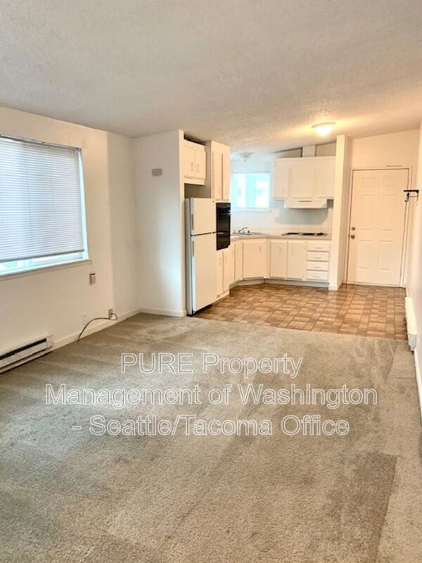Seattle Condo: 907 SW Holden St