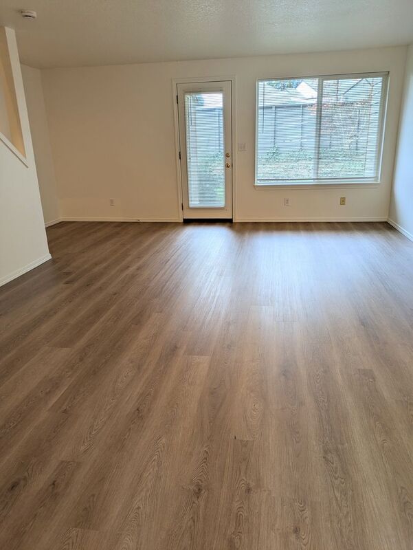 Tualatin House: 17979 SW 115th Ave