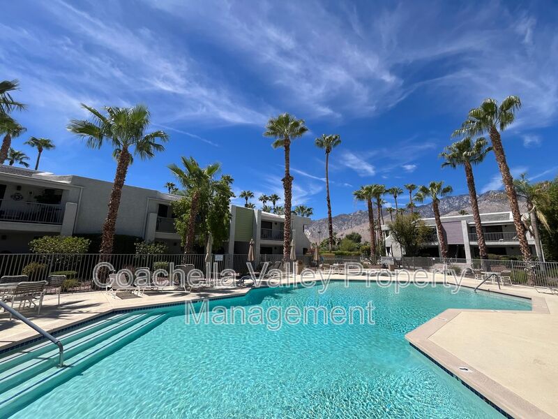 Palm Springs Condo: 3155 E Ramon Rd