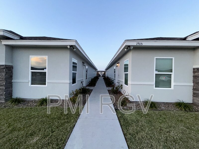 Weslaco Condo: 1905 Stauffer St
