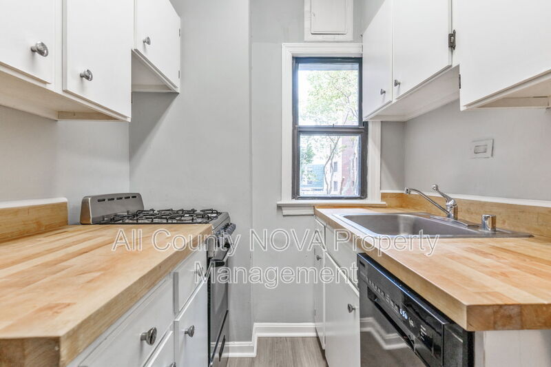 Main Rental Photo 11