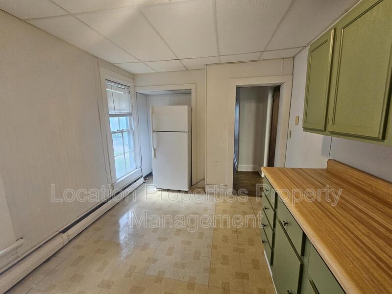 925 Alabama Street - C, Lawrence, Kansas rental photo 12 of 15