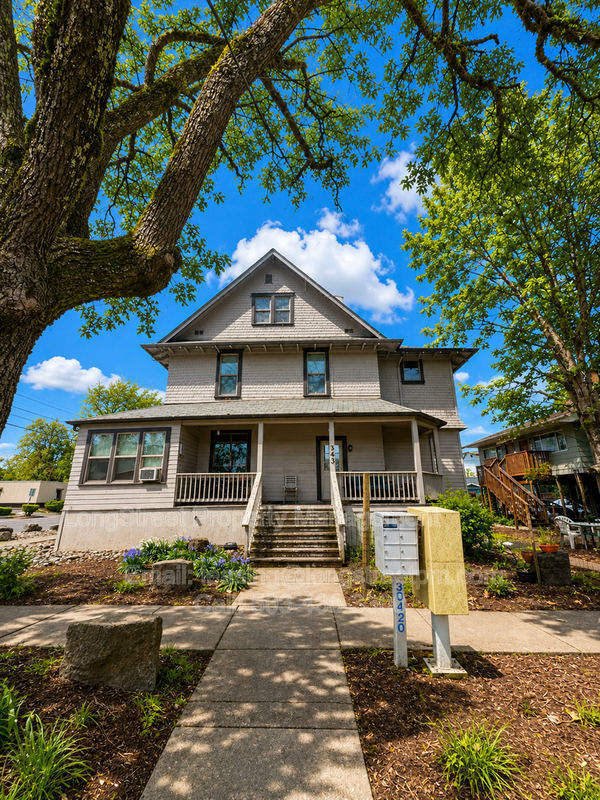 Corvallis Condo: 343 NW 8th St