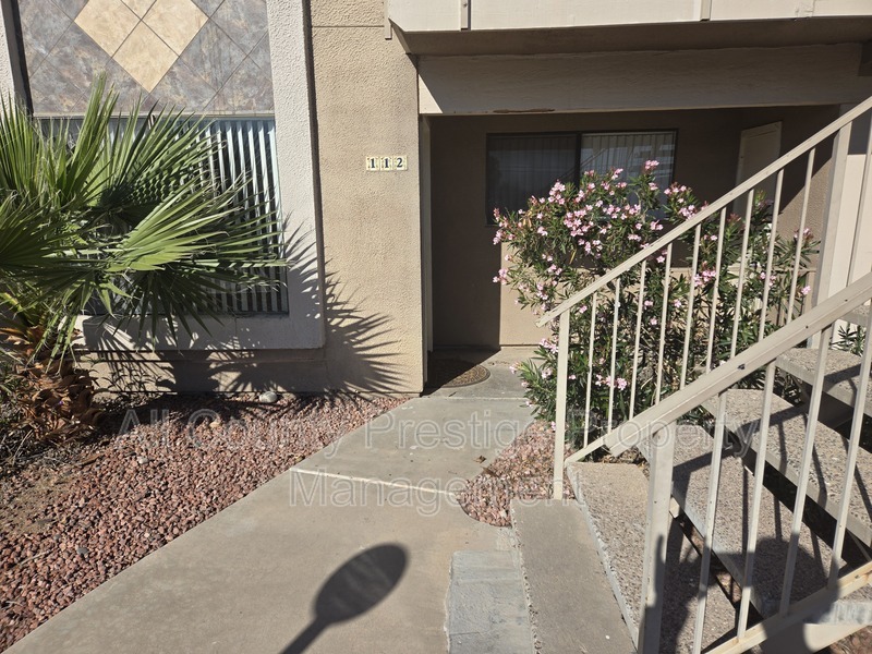 Tempe Condo: 905 S Dorsey Lane
