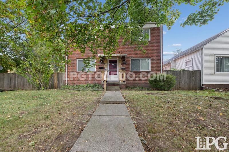 Toledo Condo: 4424 Westway St Upper