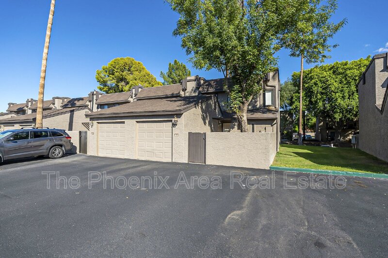 Mesa Townhome: 2232 W Lindner Ave