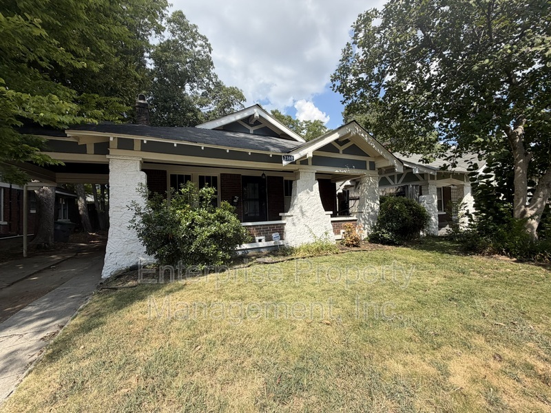 Photo 4 of 2380 Parkway Pl 2