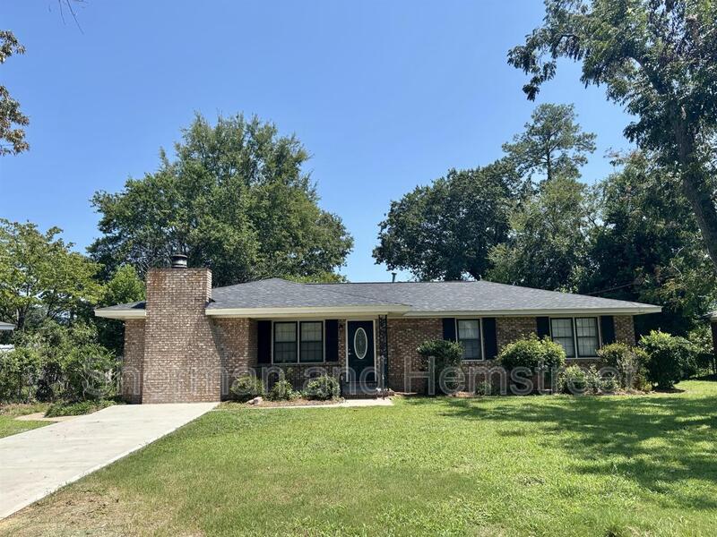 Martinez House: 216 Weldon Road