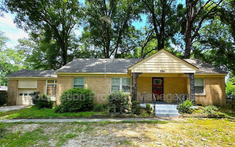 Memphis House: 884 Blanchard Road